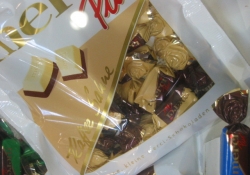 chocolates404A961EED-03AD-36B0-FACC-40F03258AF99.jpg